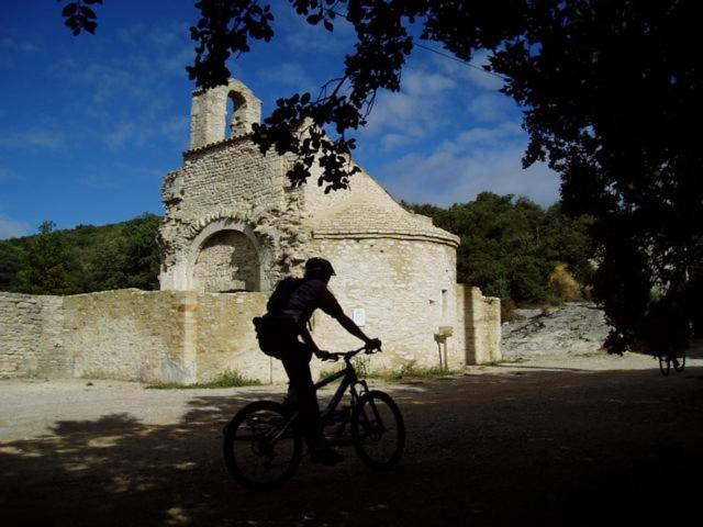 Le Mas De La Roche Bed and Breakfast Montbrison-sur-Lez Buitenkant foto